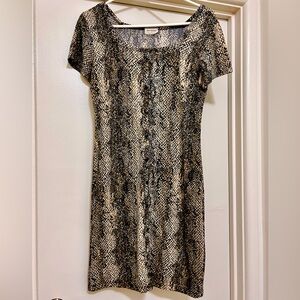 Free Kisses Black Brown White Snake Print Mini Dress Square Neckline Cap Sleeve